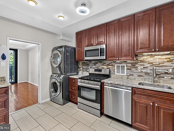 2nd image of 3701 S George Mason Dr Unit 206N