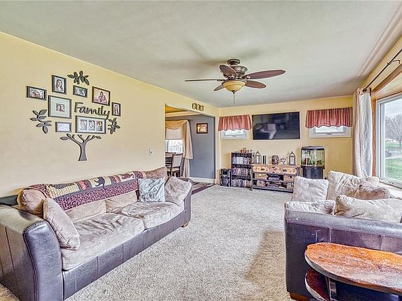 4th image of 76 Chestnut Ridge Rd