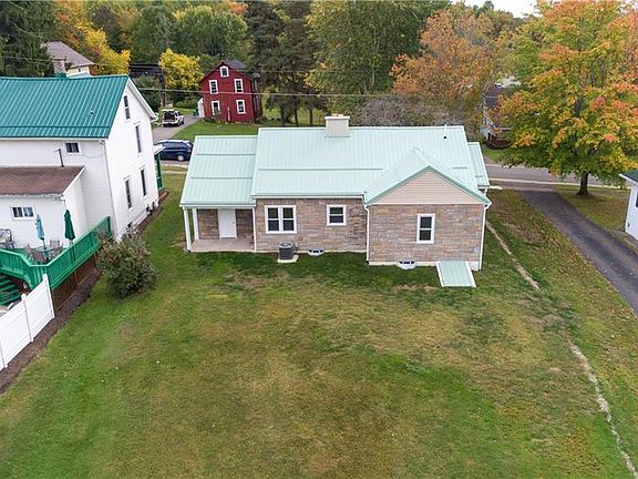 4th image of 4968 East Ave