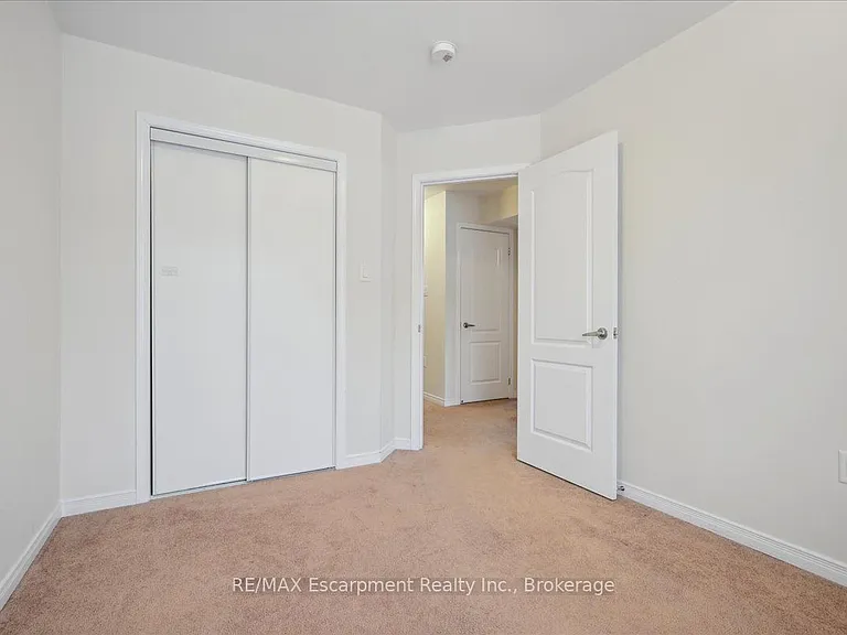 2441 Greenwich Dr #64 — Photo 38