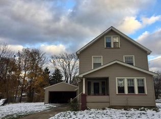 458 7th St, Struthers, OH 44471