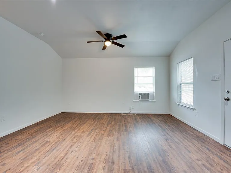 1413 Egypt St #D — Photo 2