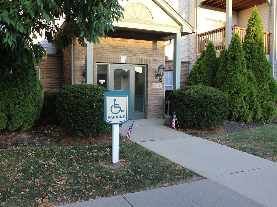 1st image of 4911 N Arbor Woods Ct APT 307