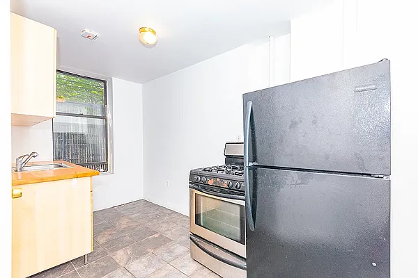 Rented by Arché Nest | media 11