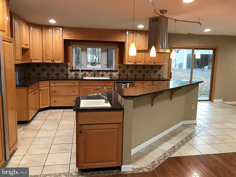 7078 Token Valley Rd — Photo 6
