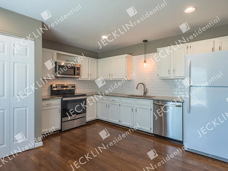 2329 Horsley Dr — Photo 14