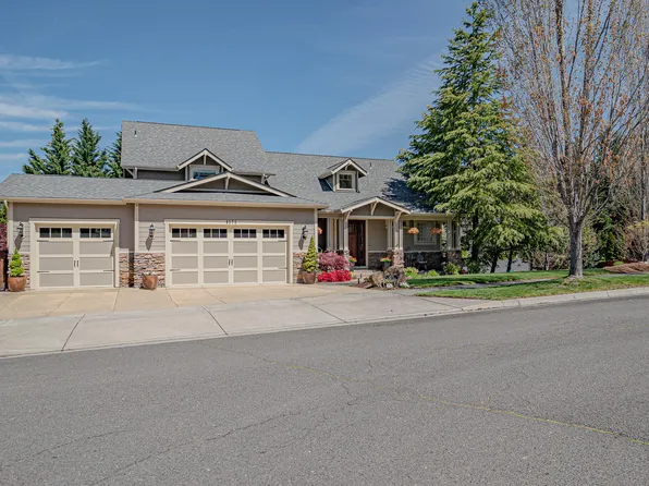 4575 Hathaway Dr, Medford, OR 97504