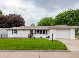 720 N 3rd St, Winterset, IA 50273