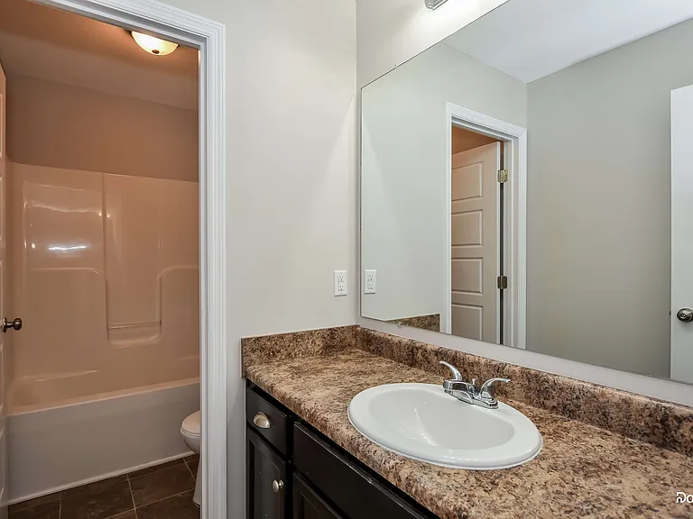 229 Sedgewick Dr — Photo 10