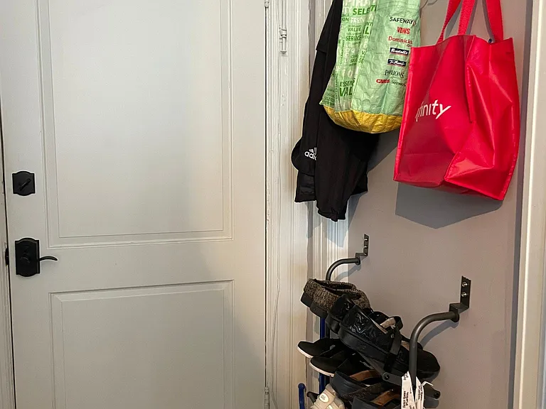 Pre-reno Photo

Shoe rack and hanging hooks
