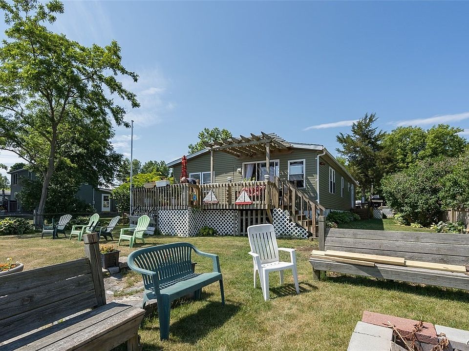 27051 Three Mile Point Rd, Chaumont, NY 13622 Zillow