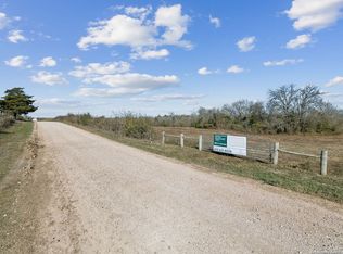 3424 Post Oak Point Rd, New Ulm, TX 78950