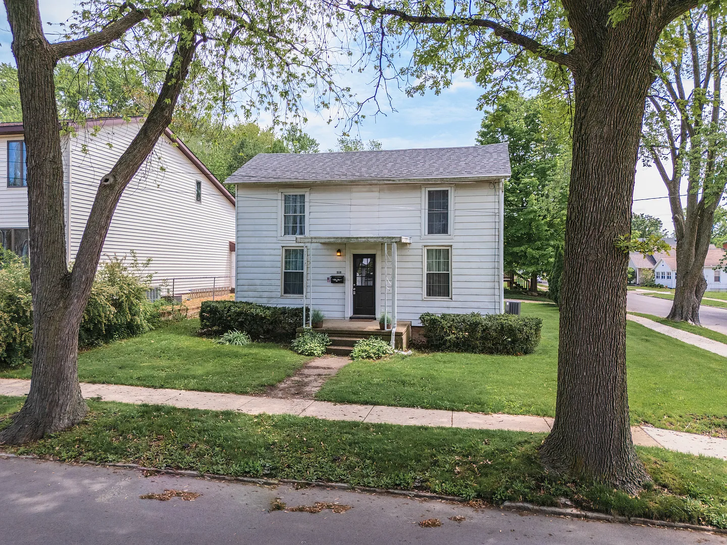 508 S McLean St photo 1
