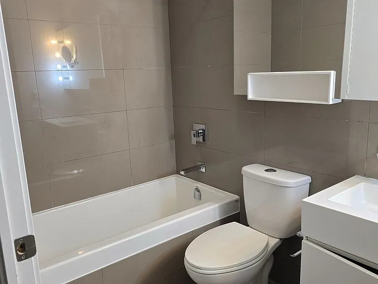 45 Charles St E #3002 — Photo 15