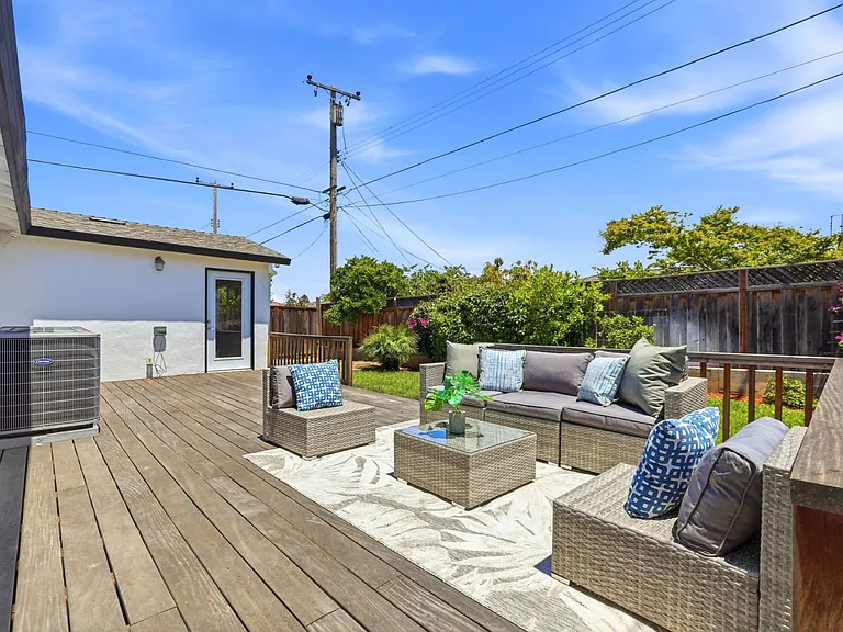 3490 Flora Vista Ave — Photo 29