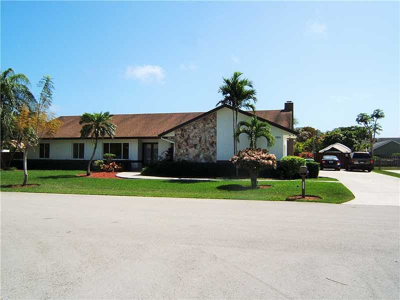 1st image of 7800 SW 180th St