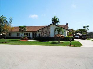 7800 SW 180th St, Palmetto Bay, FL 33157