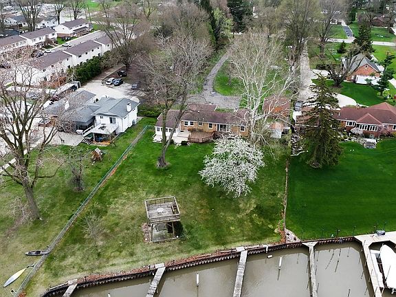 5th image of 25651 S River Rd