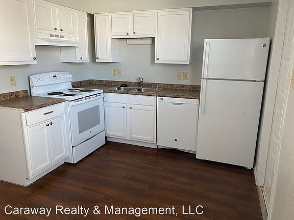 4th image of 2138 Airline Dr Unit 111
