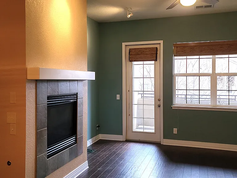 180 Poplar St #L — Photo 8