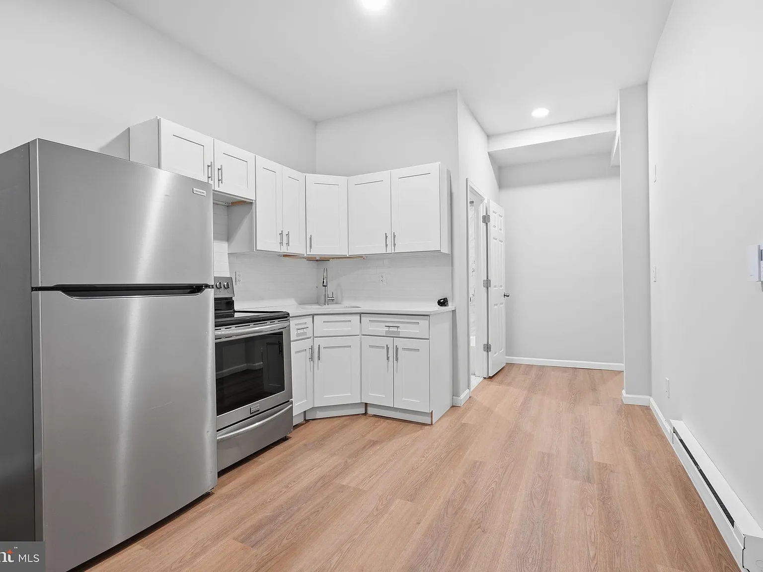 2 bed, 1910 sqft, $1,250 — Photo 3