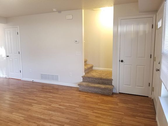 5th image of 2115 A Mount Ave