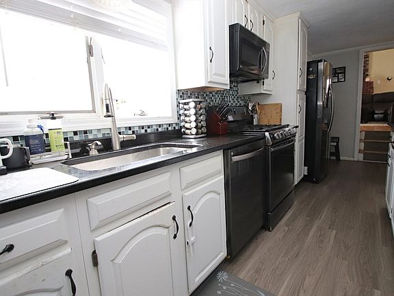 5th image of 6-6B Saugus Ave #B