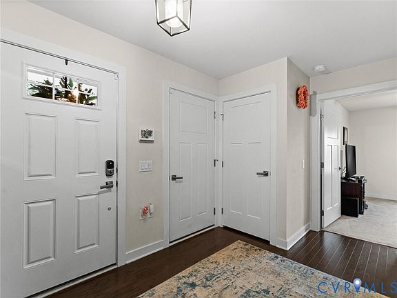 2nd image of 10313 Sun Ridge Ln