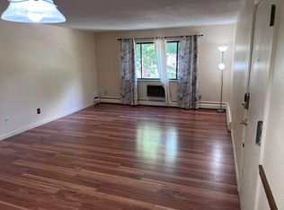 96 High Path Rd, Windsor, CT 06095