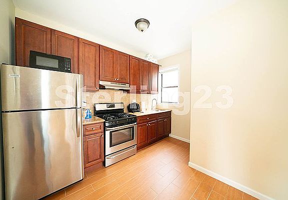 2nd image of 28-02 37th St #4R