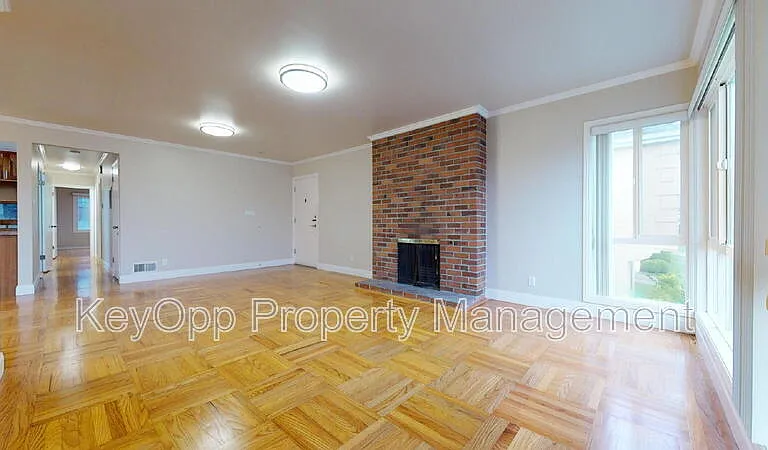 31 Crestline Ave — Photo 4
