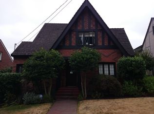 910 36th Ave, Seattle, WA 98122