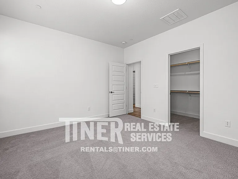 7941 Titan Dr — Photo 29