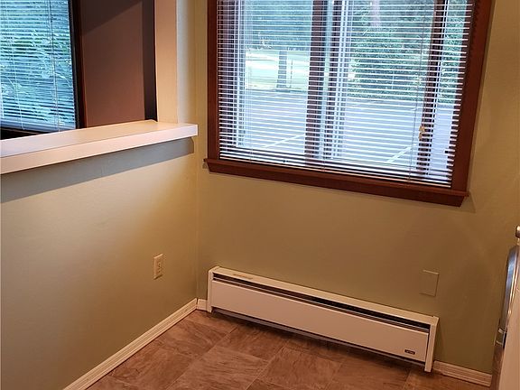 5th image of 1819 S 116th St APT 101