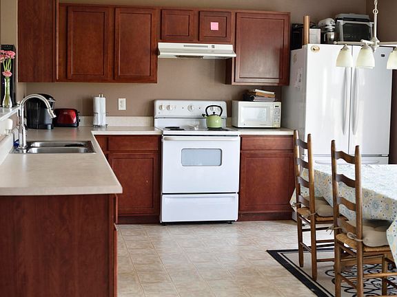 3rd image of 1009 Odell Farm Ln