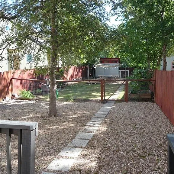 1701 Sanchez St #A — Photo 4