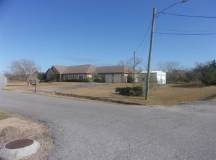 261 26th St, San Leon, TX 77539