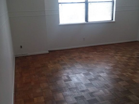 4th image of 2695 S Pharr Ct NW #607