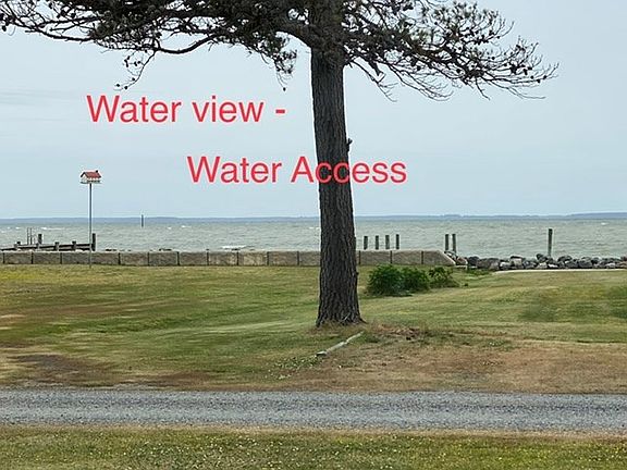 2nd image of 152 Judith Sound Cir