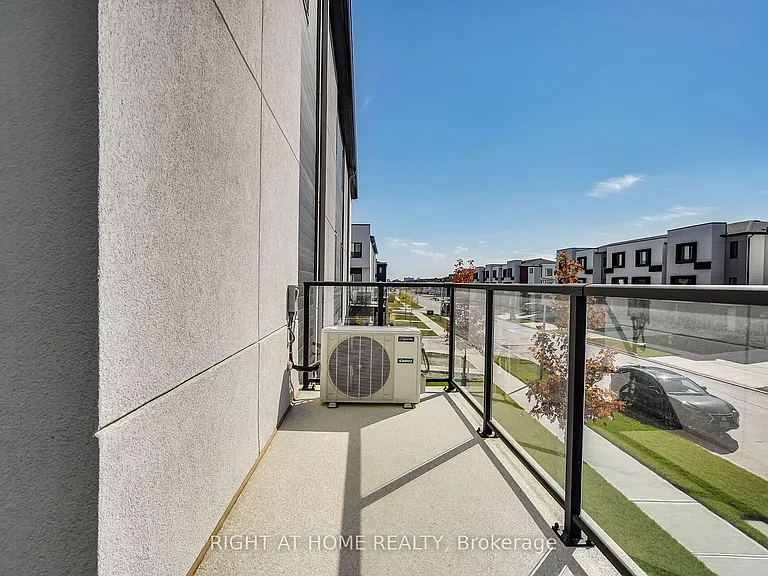 3550 Emily Carr Ln — Photo 26