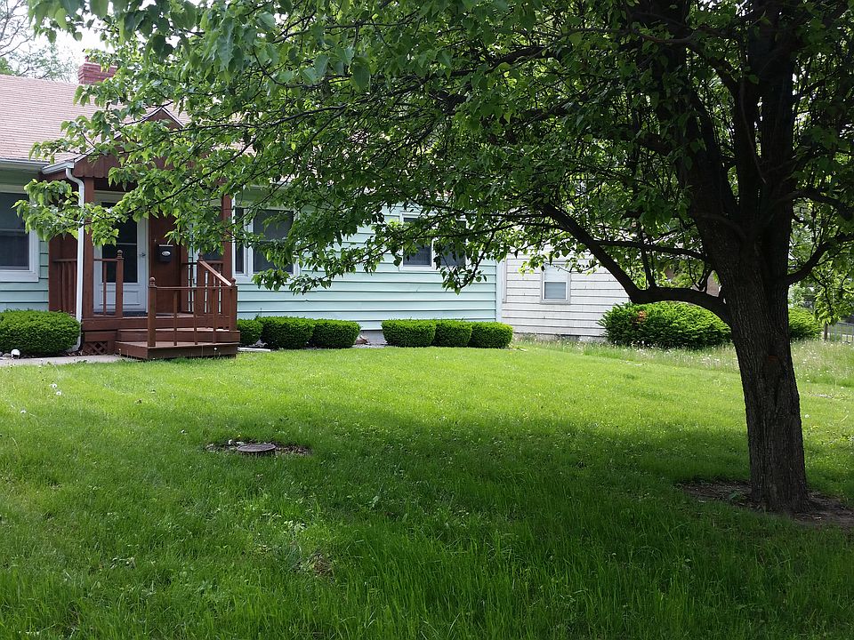 Beautiful Front Yard