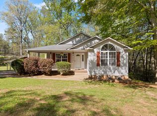 204 Midland Dr, Easley, SC 29640