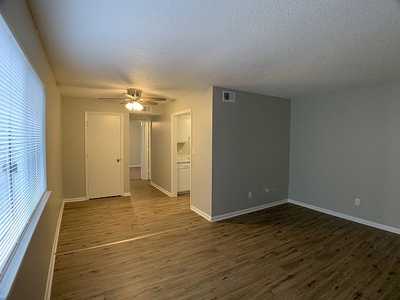 4th image of 1105 S Brookside Ave #1109-1A