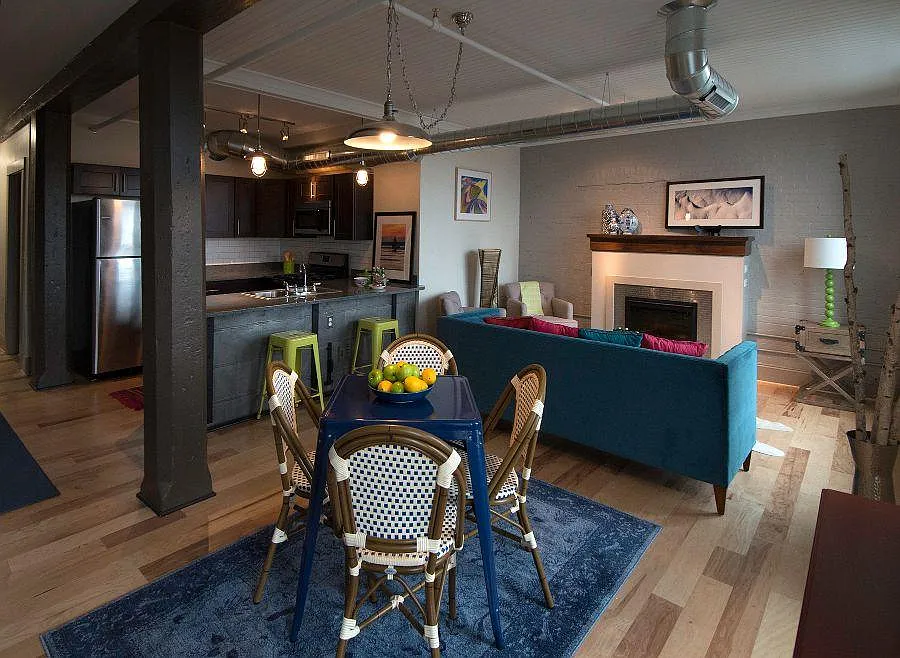 Turner Bros. Lofts — Photo 2