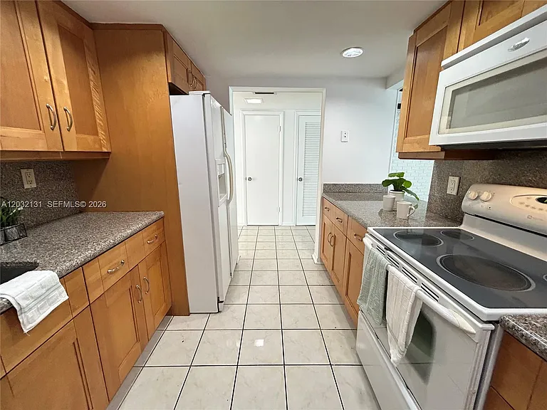 9780 SW 92nd Ter #0 — Photo 22