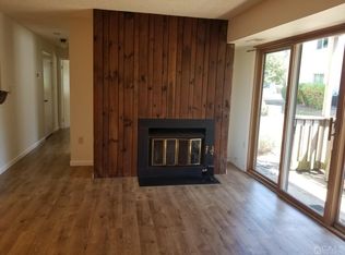 1313 Aspen Dr, Plainsboro, NJ 08536
