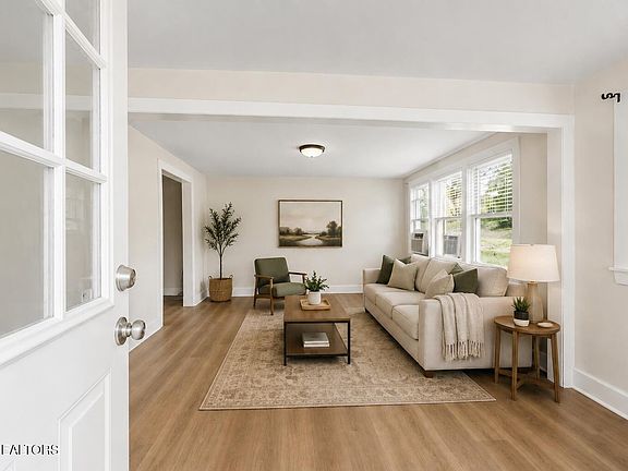 4th image of 1080 Baker Ave