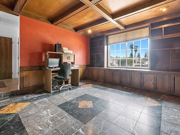 5th image of 1336 W Whitendale Avenue