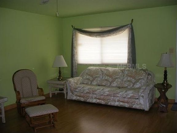 5th image of 201 Kings Blvd APT 8