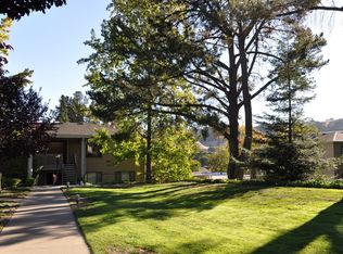 1136 Leisure Ln APT 9, Walnut Creek, CA